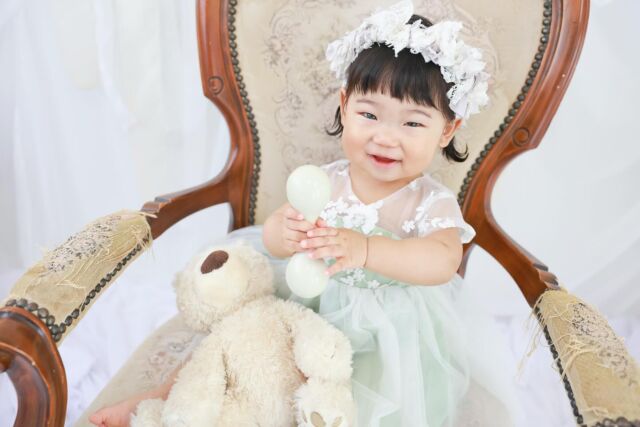 .

1st birthday  photo🤍

ニコニコ笑顔とカメラ目線が
とても上手で
いろんな表情を見せてくれながら
楽しく撮影させていただきました☺️🤍

･*:.｡ ｡.:*･ﾟ✽.｡.:*・ﾟ ✽.｡.:*・ﾟ ✽.｡.:*・ﾟ･*:.｡ ｡.:*･ﾟ✽.｡.:*

#photostudiohimawari 
#フォトスタジオヒマワリ
#滋賀県フォトスタジオ 
#フォトスタジオ 
#スタジオ撮影
#753撮影 
#753 
#七五三
#滋賀753 
#滋賀七五三
#バースデーフォト 
#関西フォトスタジオ 
#京都フォトスタジオ 
#滋賀バースデー
#滋賀フォト