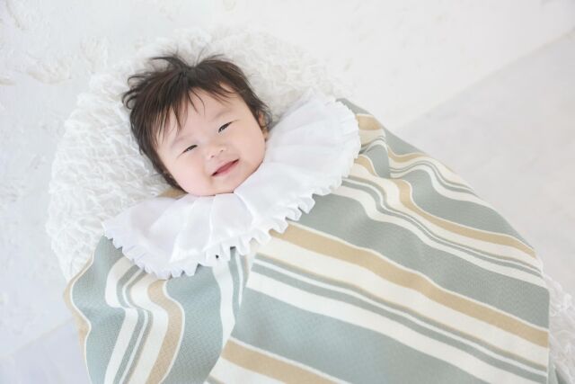 .

お宮photo🤍

ニコニコ笑顔がとても上手で
スタッフの表情を見て
たくさん笑ってくれました🥰🤍

また大きくなったときに
お会いできるの楽しみにしています☺️

#photostudiohimawari 
#フォトスタジオヒマワリ
#滋賀県フォトスタジオ 
#フォトスタジオ 
#スタジオ撮影
#753撮影 
#753 
#七五三
#滋賀753 
#滋賀七五三
#バースデーフォト 
#関西フォトスタジオ 
#京都フォトスタジオ 
#滋賀バースデー
#滋賀フォト