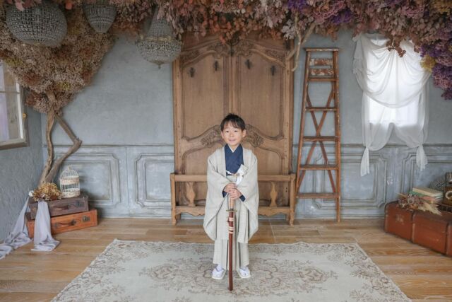 .

753photo🤍

たくさんお話ししながら
楽しく撮影させていただき
カメラ目線も笑顔もバッチリでした☺️🤍

#photostudiohimawari 
#フォトスタジオヒマワリ
#滋賀県フォトスタジオ 
#フォトスタジオ 
#スタジオ撮影
#753撮影 
#753 
#七五三
#滋賀753 
#滋賀七五三
#バースデーフォト 
#関西フォトスタジオ 
#京都フォトスタジオ 
#滋賀バースデー
#滋賀フォト