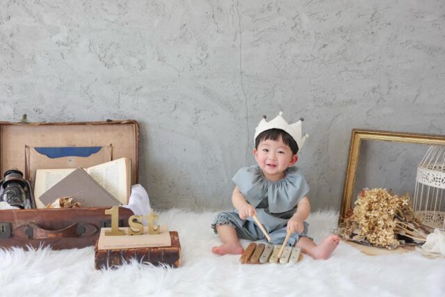 .

1st birthday photo🤍

ニコニコ笑顔と
カメラ目線が上手で
可愛い表情をたくさん見せてくれました🥰🤍

#photostudiohimawari 
#フォトスタジオヒマワリ
#滋賀県フォトスタジオ 
#フォトスタジオ 
#スタジオ撮影