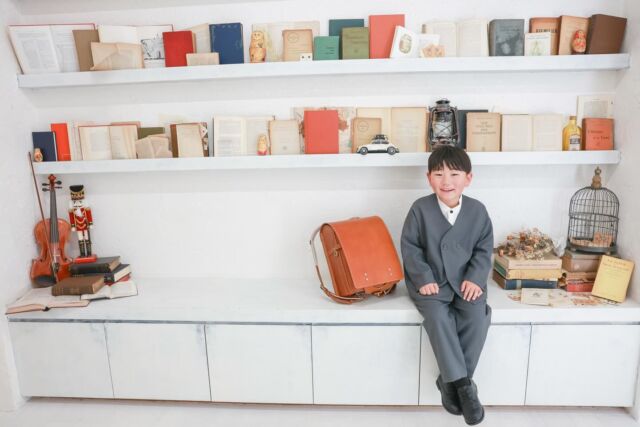 .

入学🤍

カメラ目線も笑顔も上手で
たくさんお話ししながら
楽しく撮影させていただきました☺️
小学校行ってもその素敵な笑顔忘れずに
楽しんでくださいね🥰🤍

#photostudiohimawari 
#フォトスタジオヒマワリ
#滋賀県フォトスタジオ 
#フォトスタジオ 
#スタジオ撮影