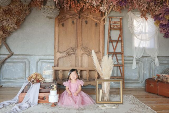 .

3rd birthday photo🤍

ニコニコ笑顔を
たくさんカメラに向けてくれて
スタッフと一緒に楽しみながら
撮影してくれました🥰🤍

#photostudiohimawari 
#フォトスタジオヒマワリ
#滋賀県フォトスタジオ 
#フォトスタジオ 
#スタジオ撮影