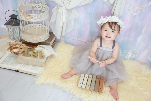 .

1st birthday photo🤍

ニコニコ笑顔が可愛くて
カメラ目線も上手で
最後まで撮影頑張ってくれました🥰🤍

#photostudiohimawari 
#フォトスタジオヒマワリ
#滋賀県フォトスタジオ 
#フォトスタジオ 
#スタジオ撮影